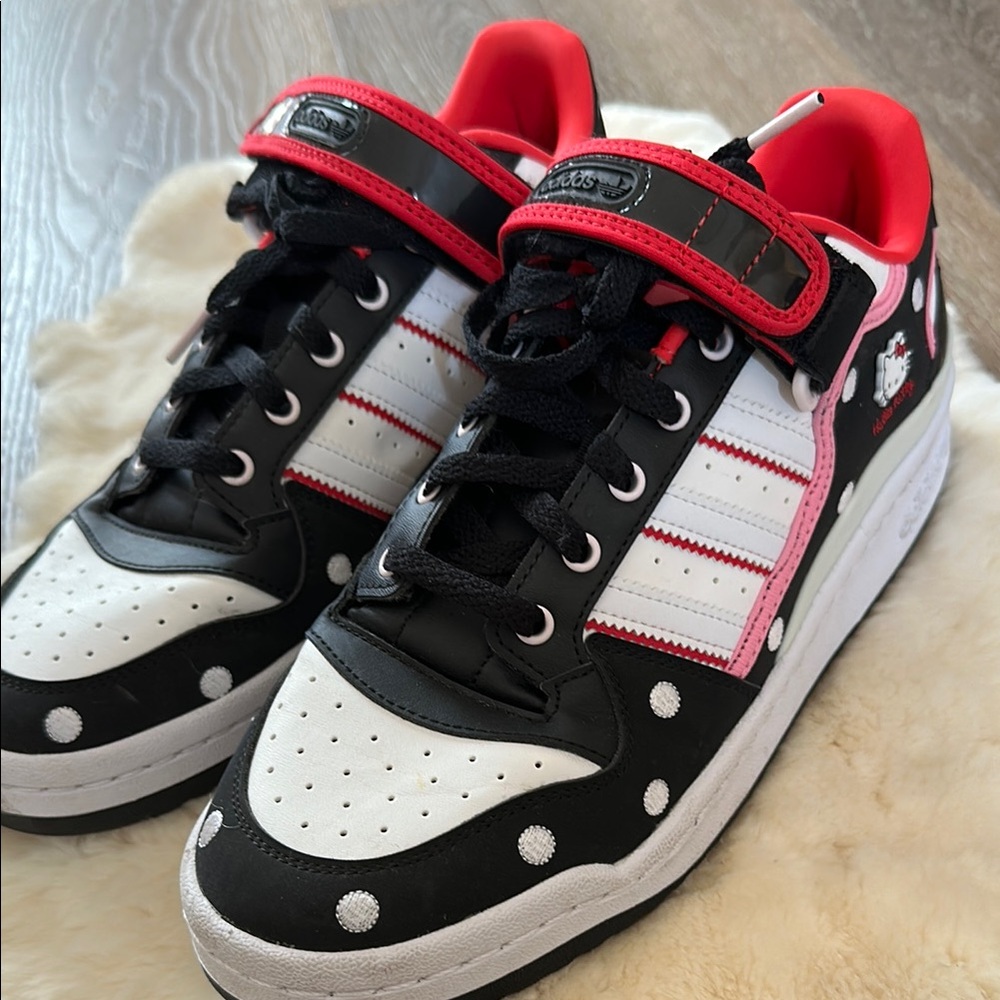 Adidas wowens hello kitty edition Black and Red Polka Dot Sneakers